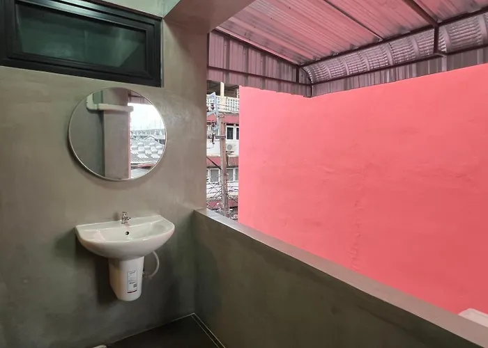 Near Khlong Bang Luang *